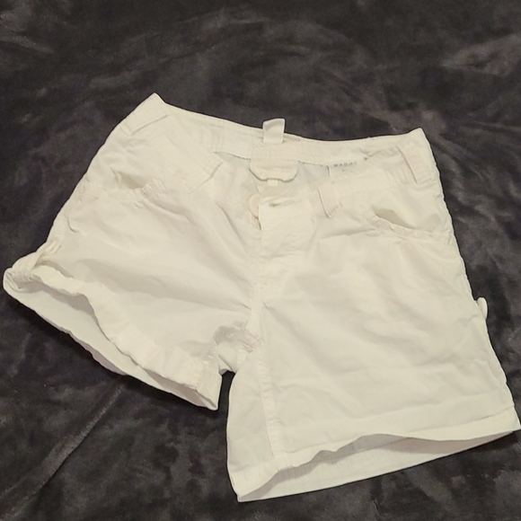 shorts - Picture 3 of 5
